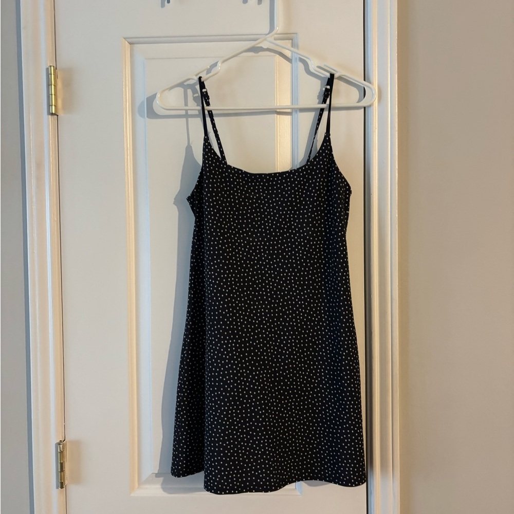 Abercrombie & Fitch Black and White Polka Dot Athletic Dress